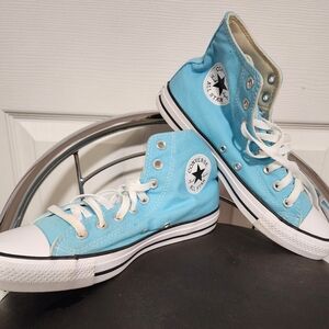 Baby Blue hightop Converse. Mens 8/Women's 10.
